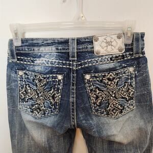 Miss Me Jeans Size 27 Womens Signature Cropped Denim Embellished Cross Low Rise
